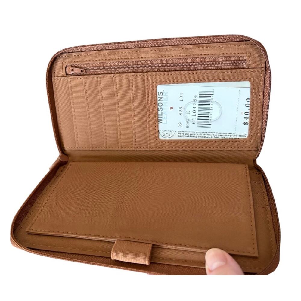 Wilsons Leather Zip Around Closure Brown Leather Wallet Organizer NEW - Picture 8 of 9